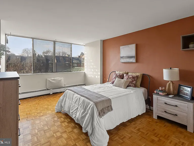 1401 Pennsylvania Ave #208 — Photo 10
