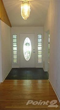 2nd image of 3112 Yellowstone Dr