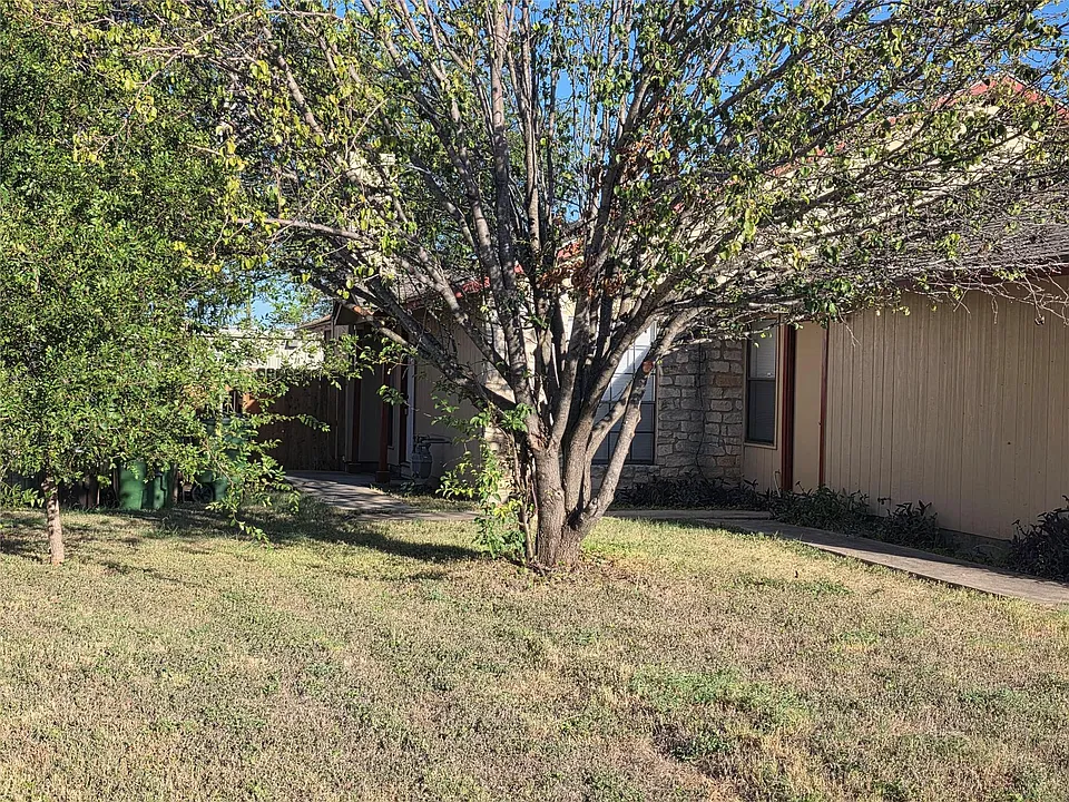 1735 Horseshoe Cir