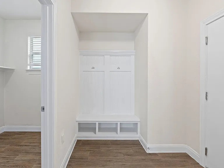 14011 Hedera Dr — Photo 25