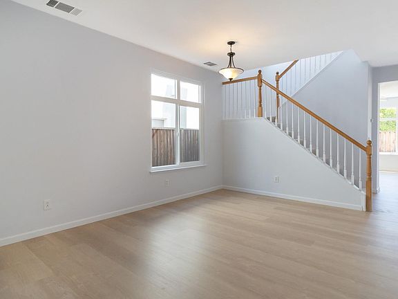 3rd image of 2500 Almanor Dr