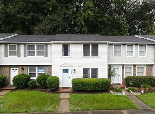 1550 Waybridge Ln, Charlotte, NC 28210