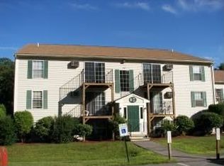 1904 White Cedar Blvd, Portsmouth, NH 03801