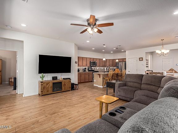 3rd image of 20227 W HADLEY Street