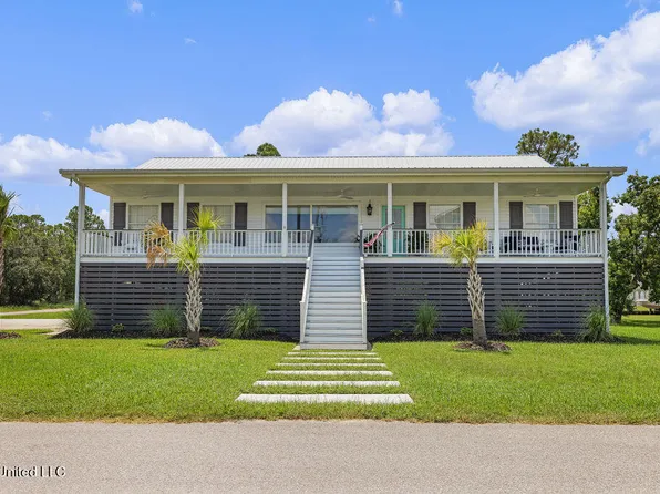 129 Sweet Bay Dr, Pass Christian, MS 39571