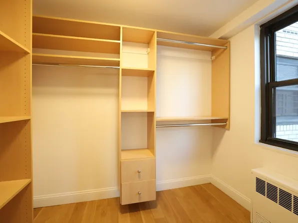 305 East 86th Street image 13 of 28