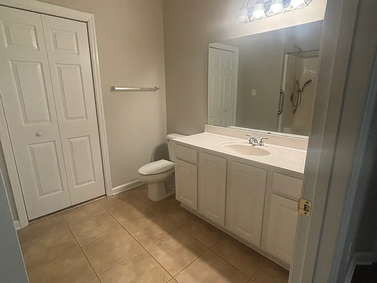 110 Lazy Willow Ln — Photo 7