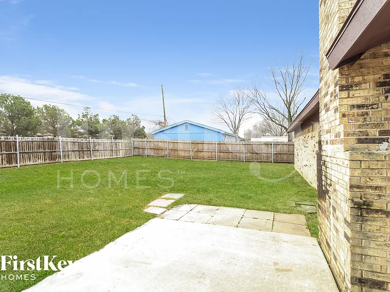 2509 E Williamsburg Mnr — Photo 15