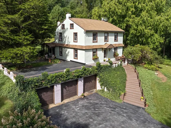 10 Filipi Ln, Landenberg, PA 19350