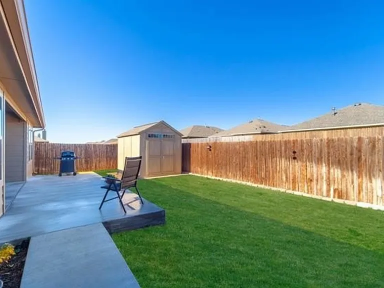 520 Pollyann Trl — Photo 23