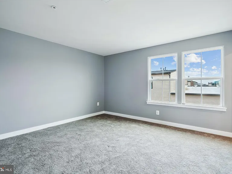 2824 Lewis Ave — Photo 16