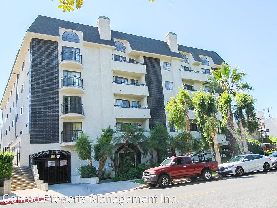 1st image of 14930 Moorpark St APT 206