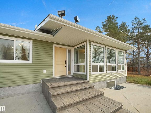3rd image of 55005 Range Rd #241