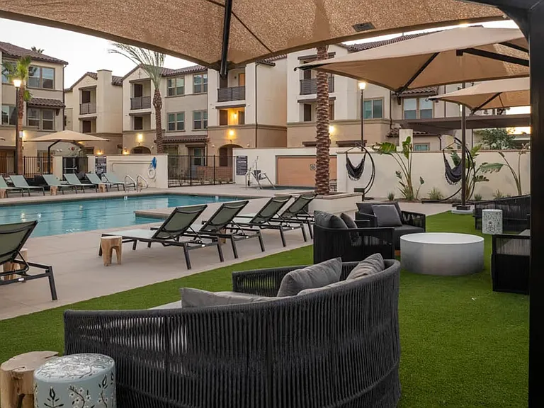 The Kingsley Luxury Apartments — Photo 7