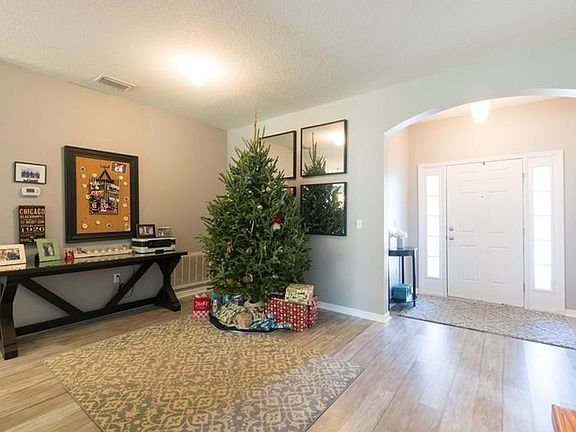 4th image of 2709 Holly Bluff Ct