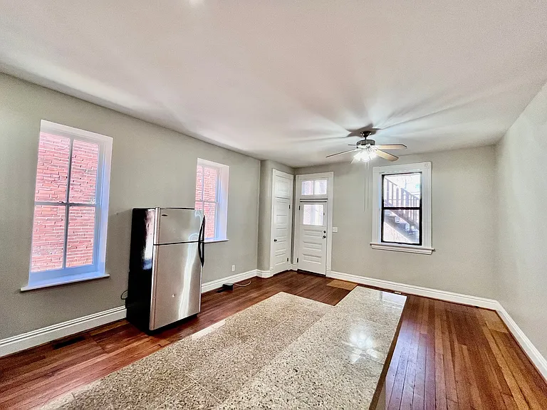 2835 Cherokee St #1W — Photo 4