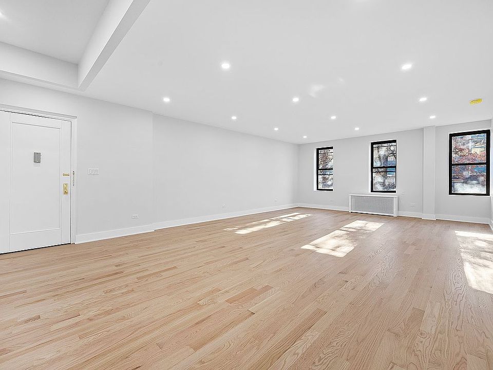 1st image of 105 Bennett Ave APT 21A