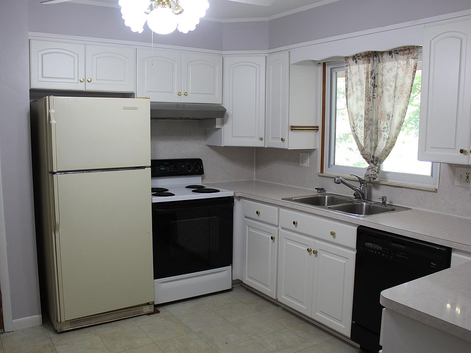 33950 Ecorse Rd, Romulus, MI 48174 Zillow