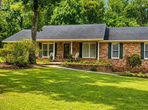 6514 Francis Marion Ave, Dalzell, SC 29040