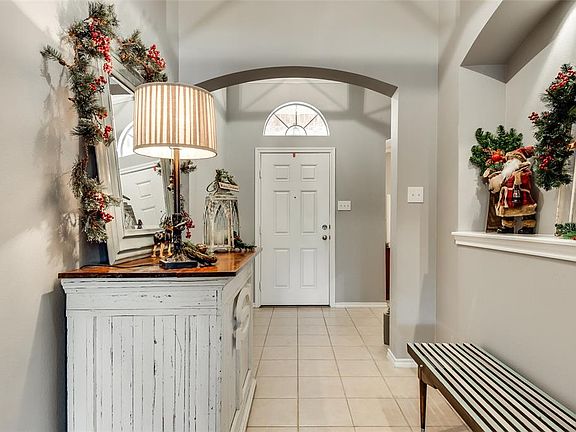 3rd image of 5112 Brookside Dr