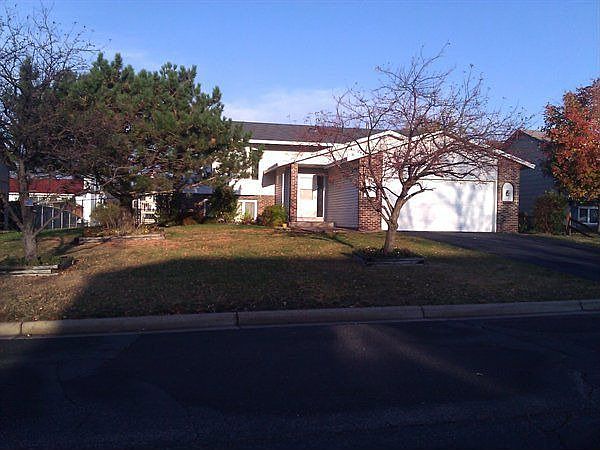 1st image of 2520 Crestmount Ln