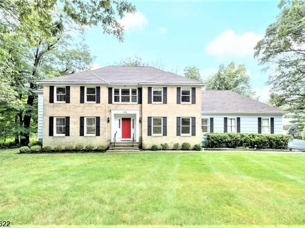 135 Parlin Ln, Watchung Boro, NJ 07069