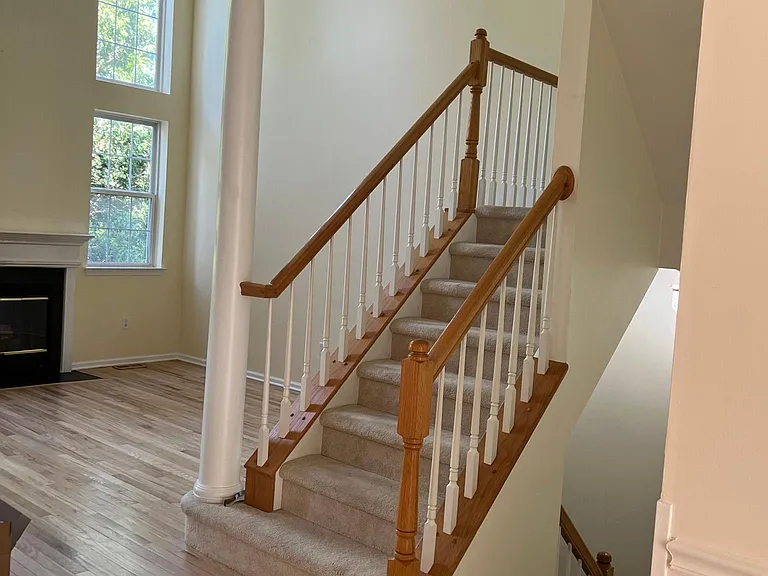 19 Tankard Ln — Photo 3