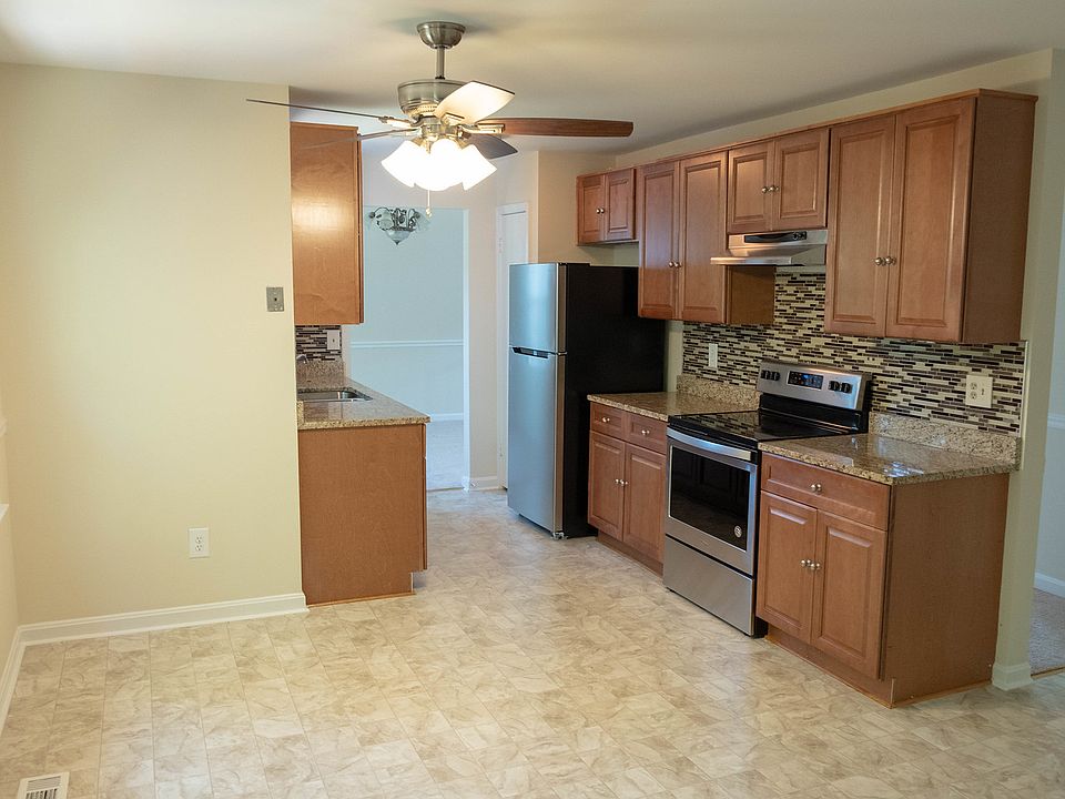2nd image of 13412 Bryce Ct