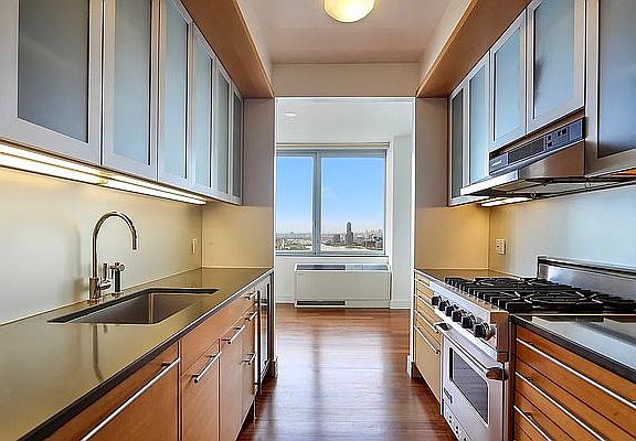 3rd image of 30 Little West St Unit 20F