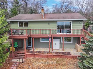 W5155 N Twin Lake Rd, Waupaca, WI 54981