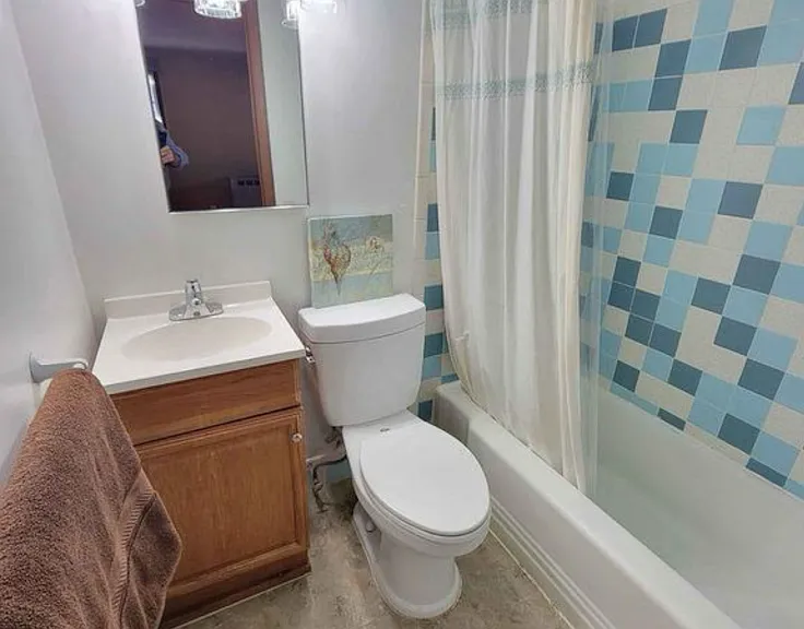 120 N Michigan St #5 — Photo 6
