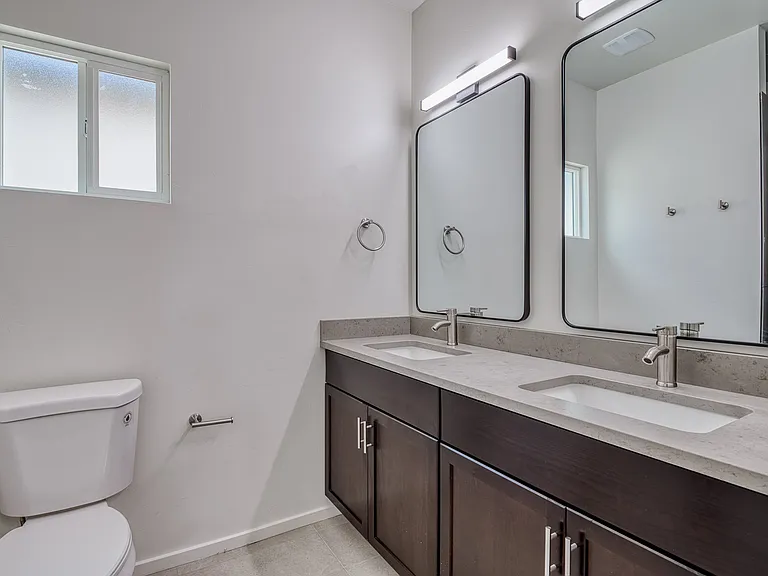 1119 E Fort Lowell Rd — Photo 7