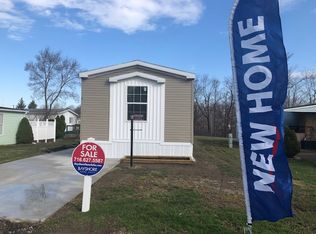 3 Rippleway Dr, Hamburg, NY 14075