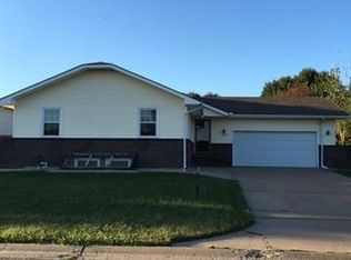 10619 E Lockmoor St, Wichita, KS 67207