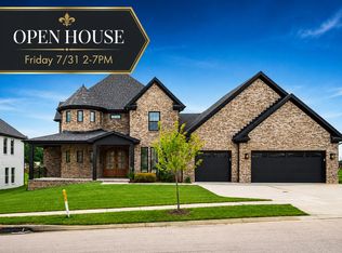 413 Weston Park, Lexington, KY 40515