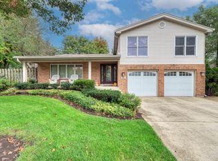111 Norton Dr, Bloomingdale, IL 60108