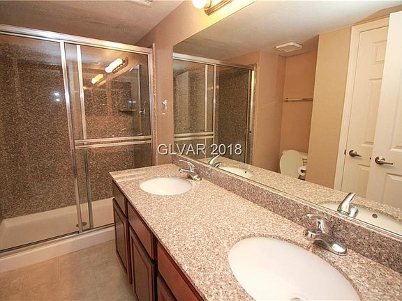 5th image of 3011 Sunfish Dr Unit B