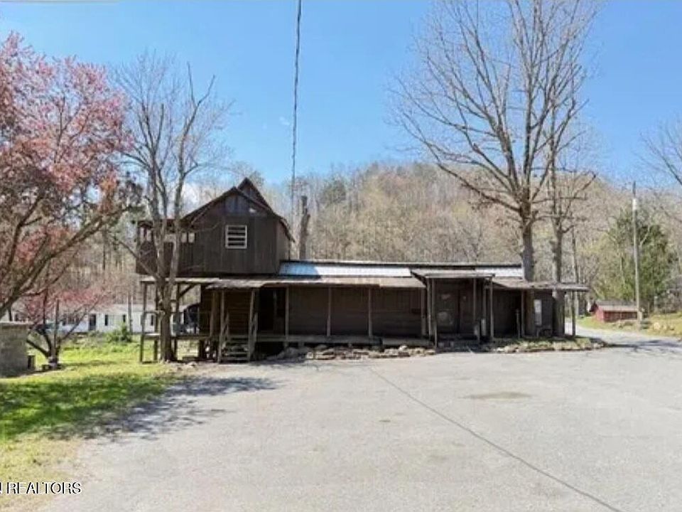 1st image of 1941 Bluff Mountain Rd
