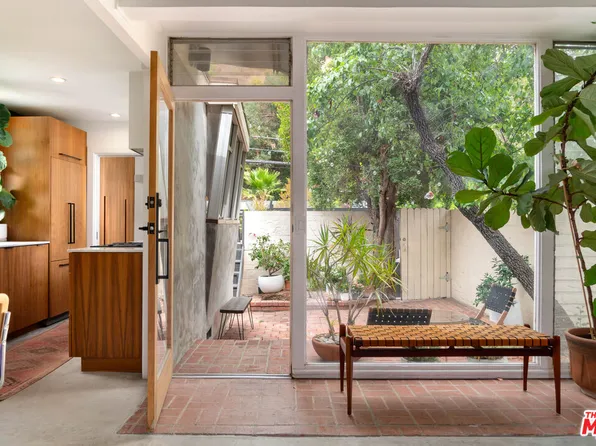 905 N Beverly Glen Blvd, Los Angeles, CA 90077