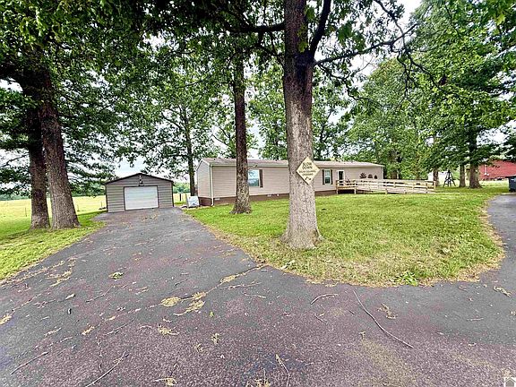 4th image of 1211 Lawson Rd