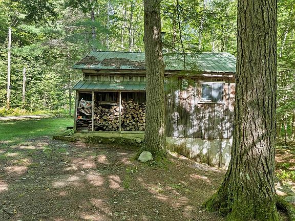 5th image of 32 Johnson Brook Road