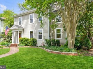 210 E Luray Ave, Alexandria, VA 22301