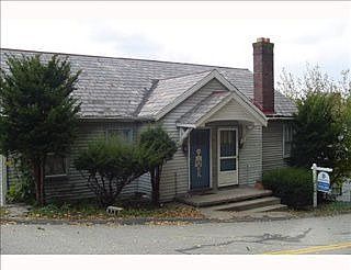 2nd image of 207 Winding Way