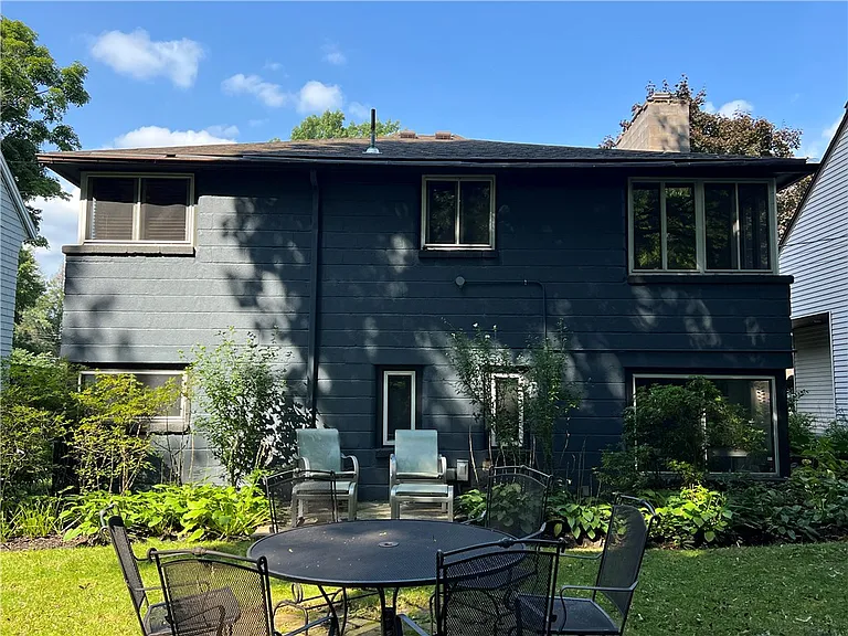 24 Menlo Pl #UPPER — Photo 16