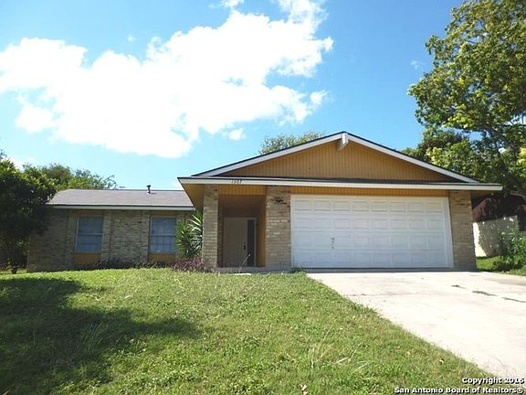 2nd image of 1307 Tideland St