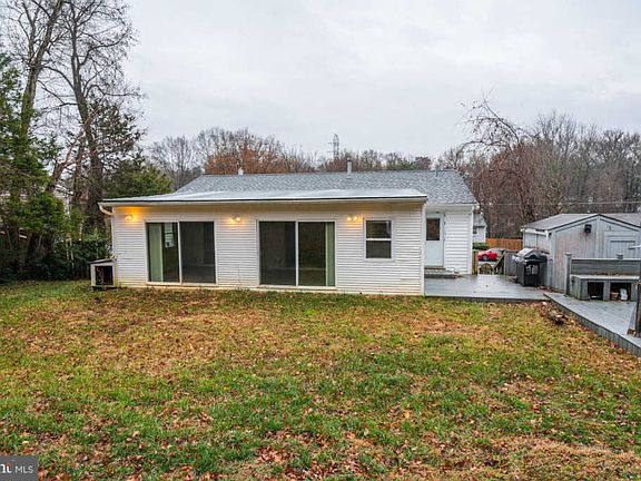 2nd image of 4510 Tipton Ln