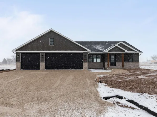 N3976 Wettering Way, Kaukauna, WI 54130