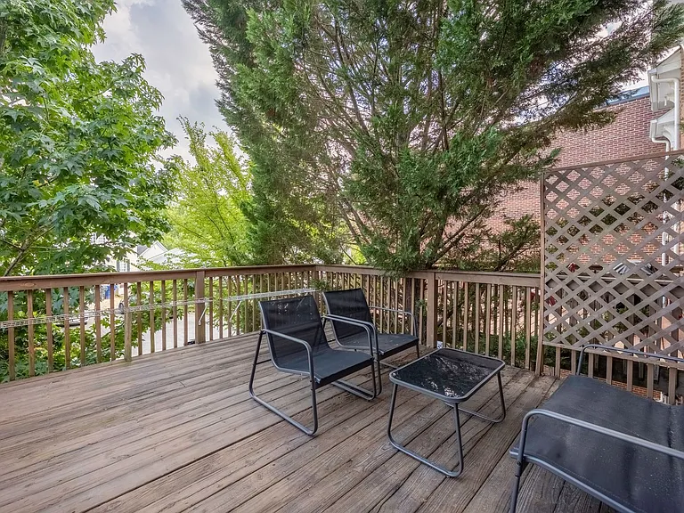 13704 Anthea Ln — Photo 33