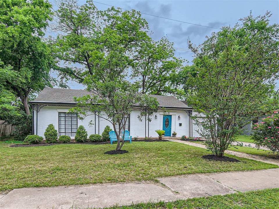 1st image of 4808 Westfield Dr #A