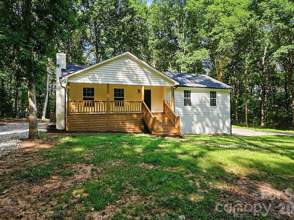 1st image of 10417 Cairnsmore Pl